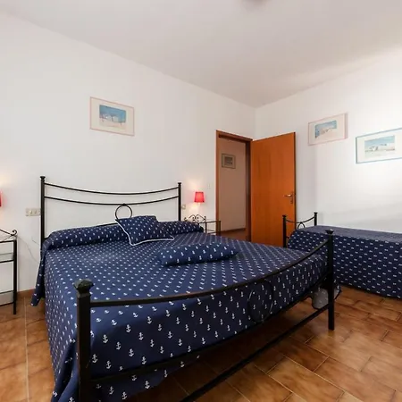 Etruria Apartment *