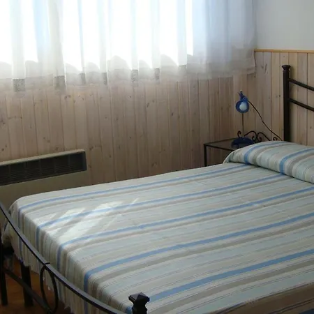 Etruria Apartment