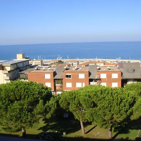 Etruria * San Vincenzo