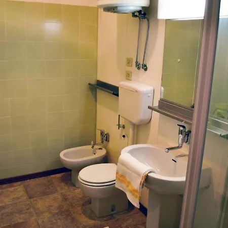 Etruria Apartment *